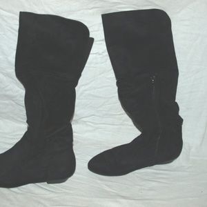 Zip up boots